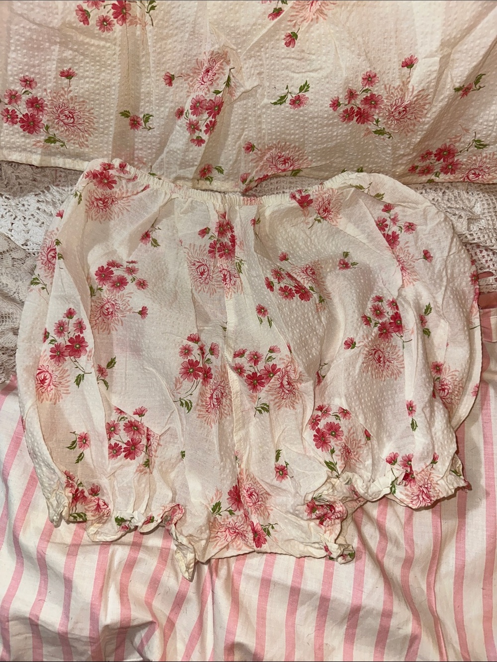 Vintage Floral Two-Piece Cotton Set in Blue 2 sets - Picture 6 of 9